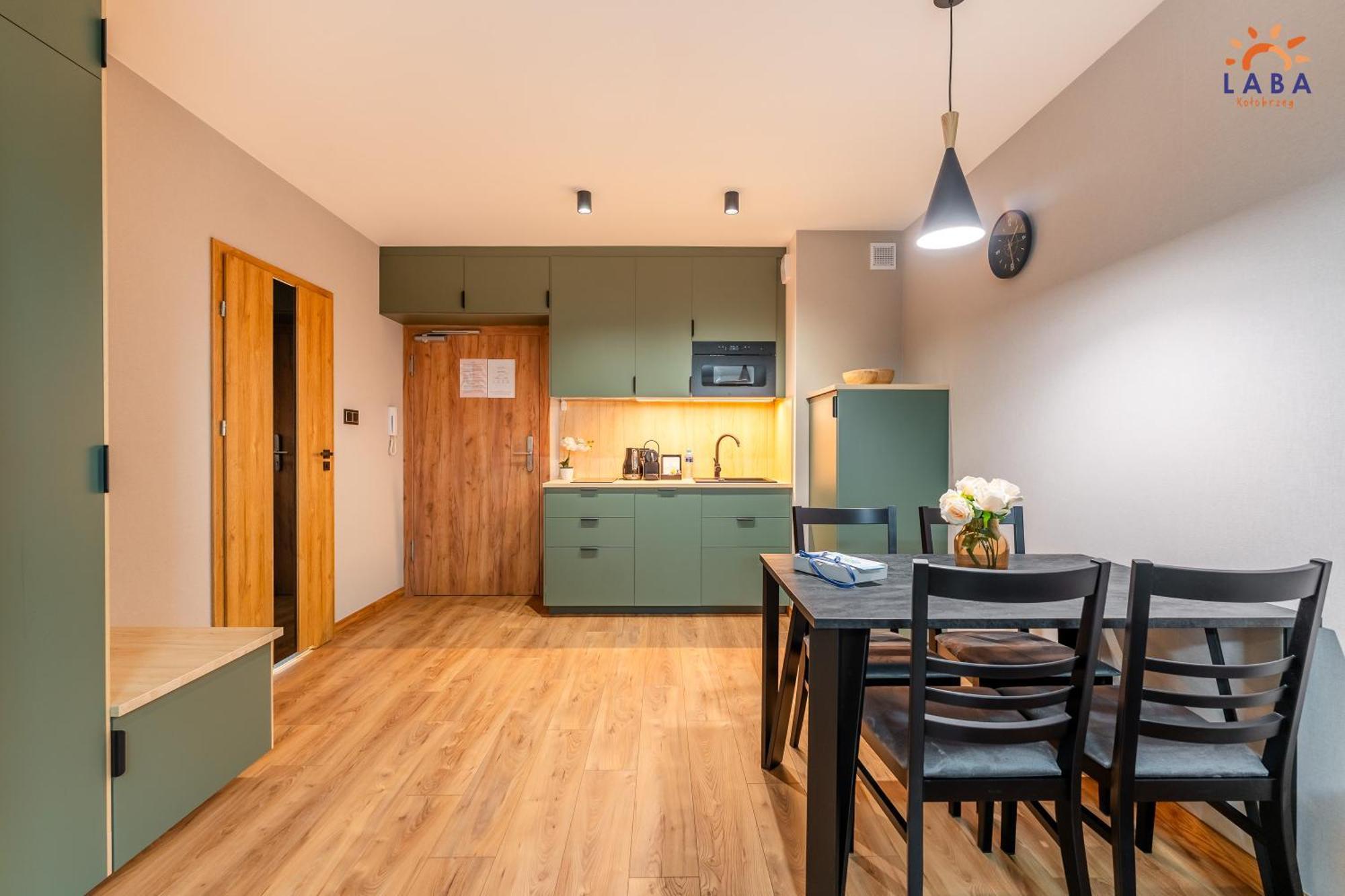 Laba Kolobrzeg Apartamenty Kasprowicza 20C Parking Basen Fitness Bawialnia W Cenie, Parkplatz Schwimmbad Fitness Spielzimmer Im Preis Εξωτερικό φωτογραφία